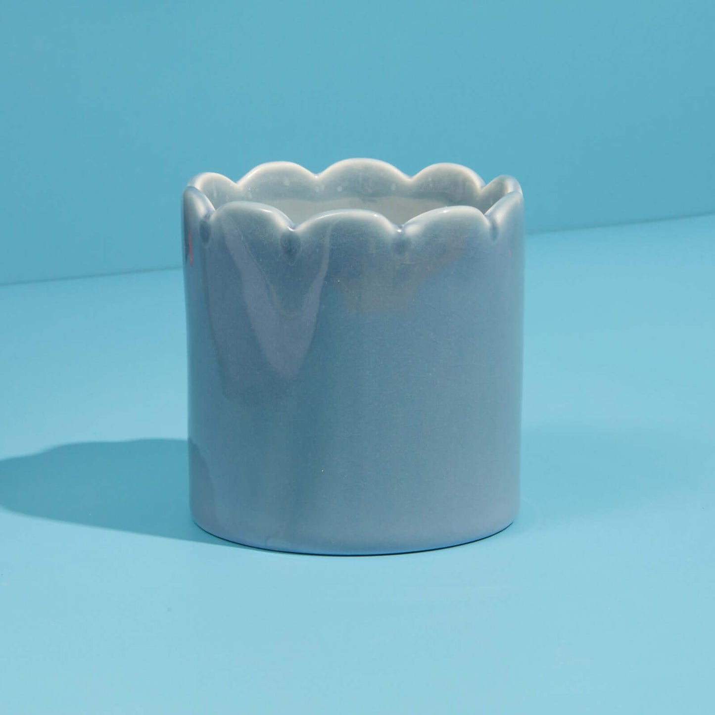 Kiln Scalloped Blue Candle - Amber & Bergamot