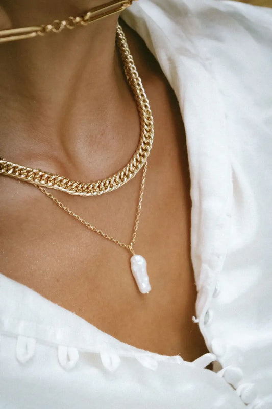 Alessia Gold Pearl Pendant Necklace