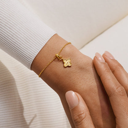 Gold Textured Clover Bracelet
