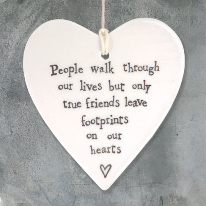 Porcelain Round Heart - People walk